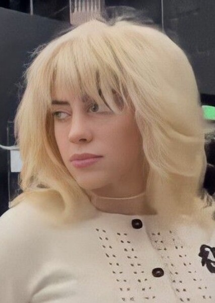 Billie Eilish photo