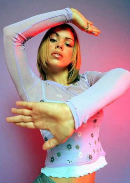 Billie Piper photo