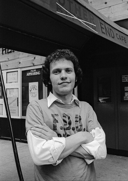 Billy Crystal photo