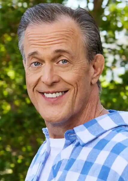 Billy Gardell photo