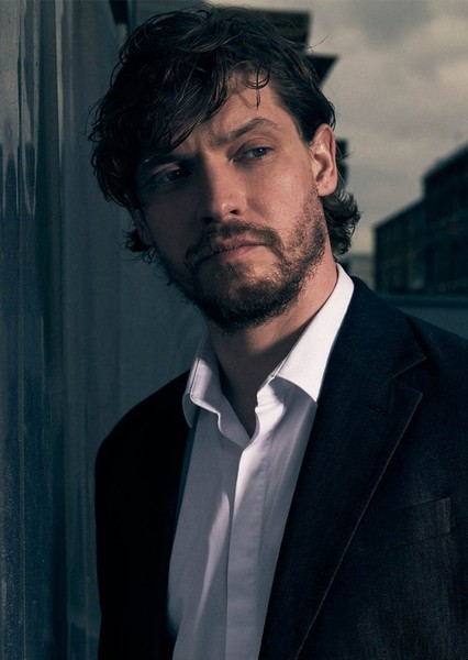 Billy Howle photo