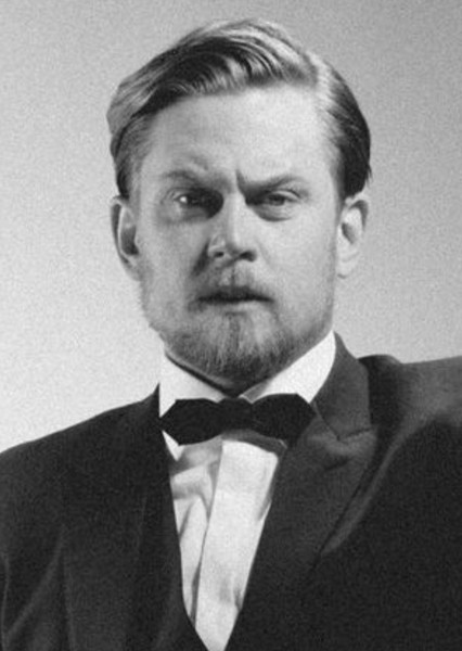 Billy Magnussen photo
