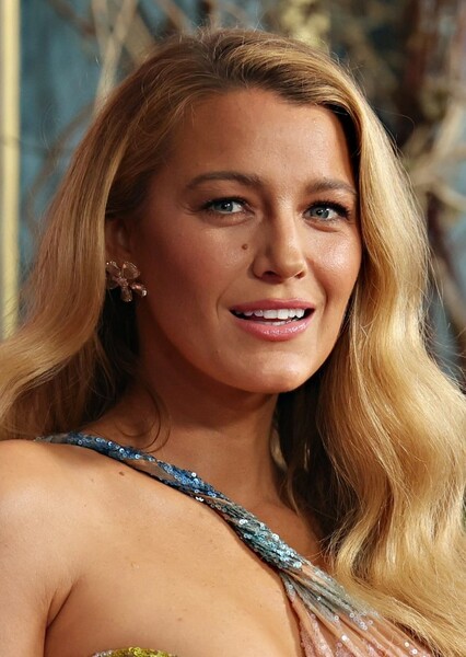 Blake Lively photo