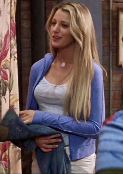Blake Lively photo