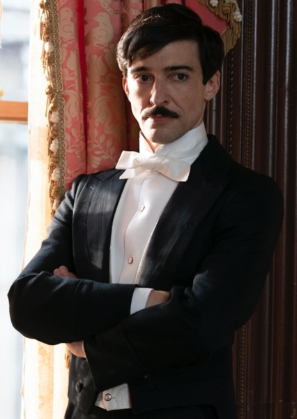 Blake Ritson photo