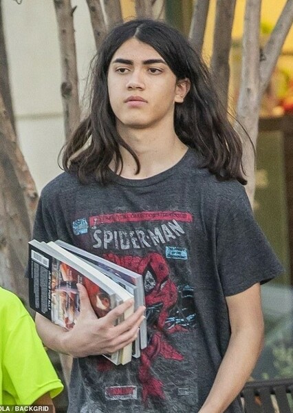 Blanket Jackson photo