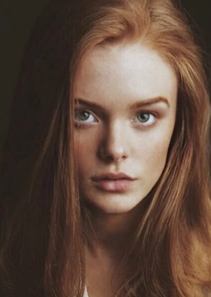 Bloom (Abigail Cowen) photo