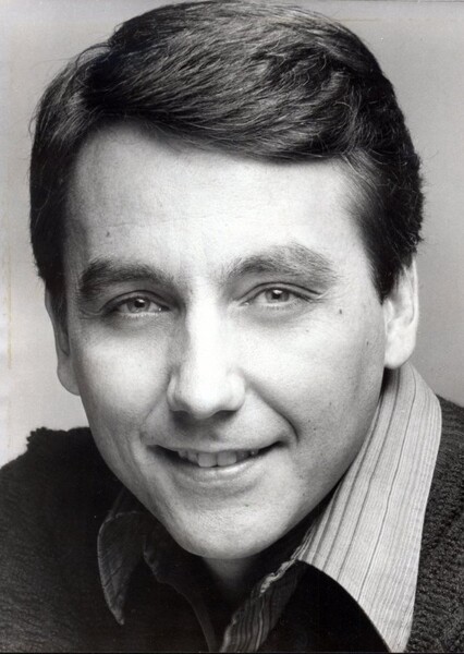 Bob Gunton