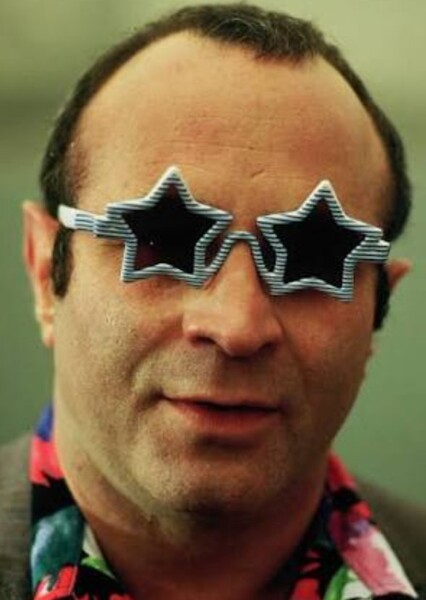 Bob Hoskins photo