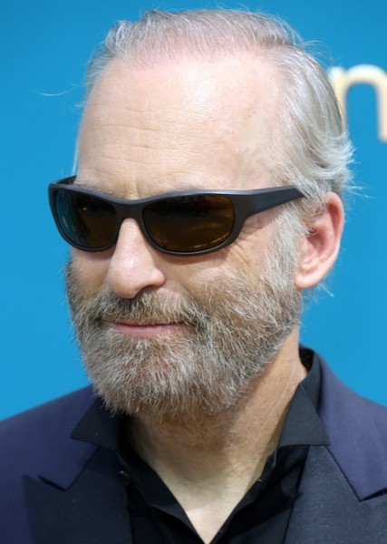 Bob Odenkirk photo