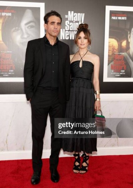 Bobby Cannavale and Rose Byrne