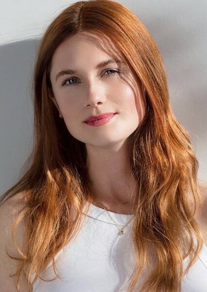 Bonnie Wright photo