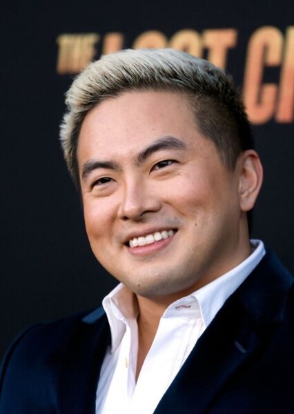 Bowen Yang photo