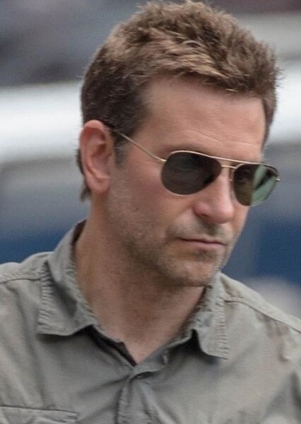 Bradley Cooper photo