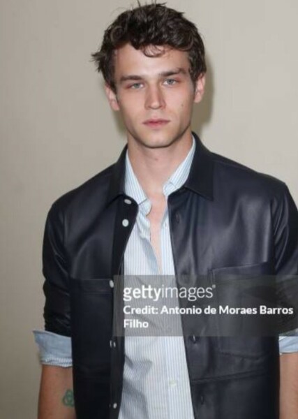 Brandon Flynn photo