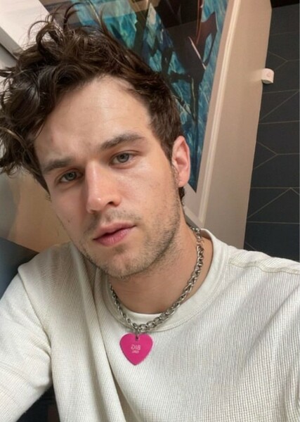 Brandon Flynn photo