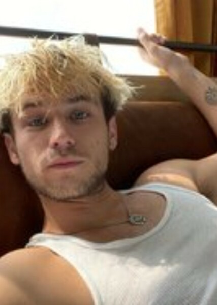 Brandon Flynn photo