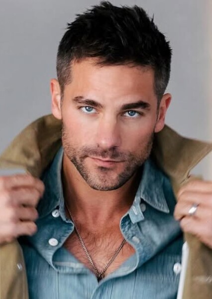 Brant Daugherty photo