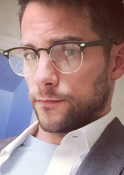 Brant Daugherty photo