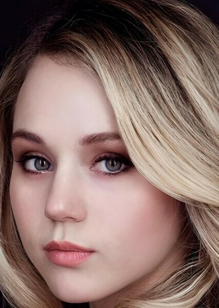 Brec Bassinger photo