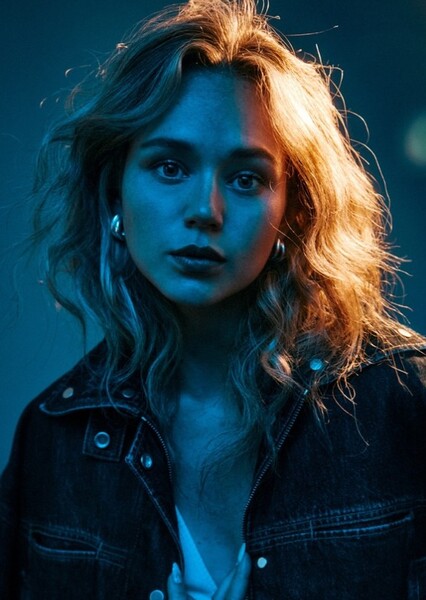 Brec Bassinger photo