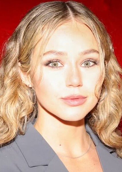 Brec Bassinger photo