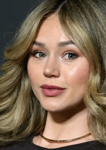 Brec Bassinger photo