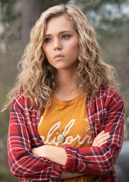 Brec Bassinger photo