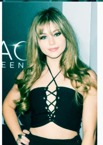 Brec Bassinger photo