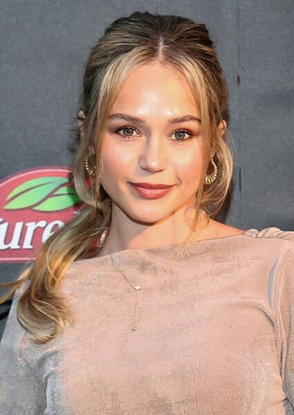 Brec Bassinger photo