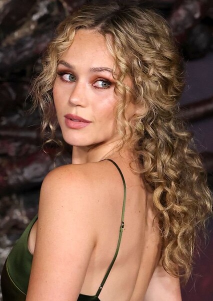 Brec Bassinger photo