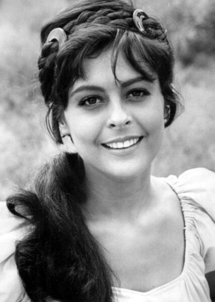 Brenda Benet photo