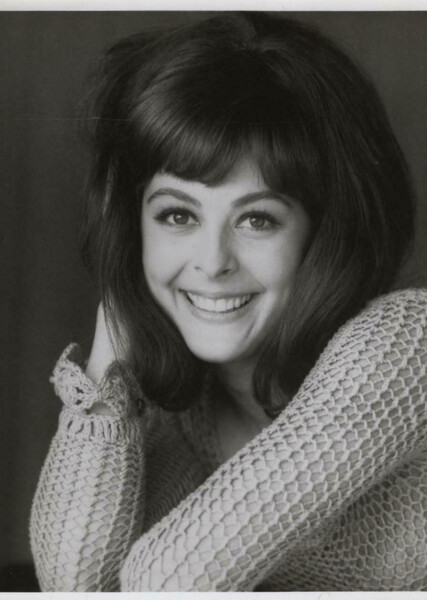 Brenda Benet photo