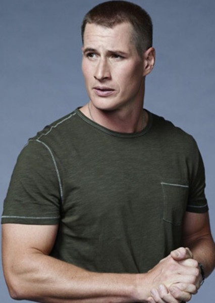 Brendan Fehr photo