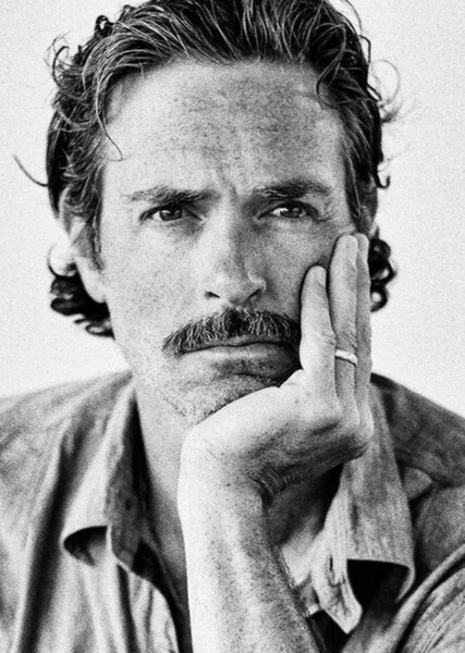 Brendan Hines photo