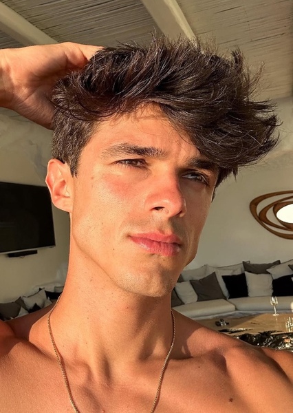Brent Rivera photo
