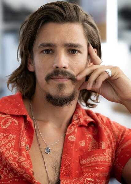 Brenton Thwaites