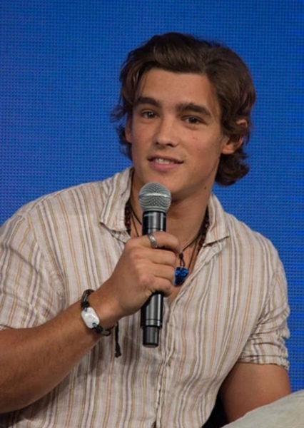 Brenton Thwaites