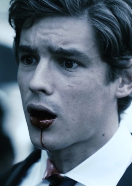 Brenton Thwaites photo