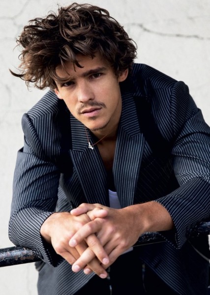 Brenton Thwaites