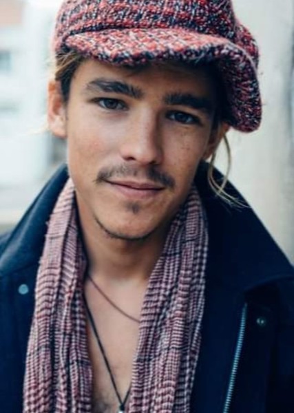 Brenton Thwaites