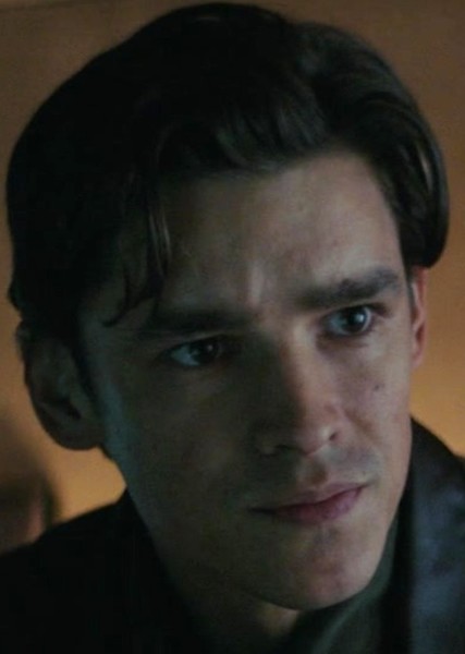 Brenton Thwaites