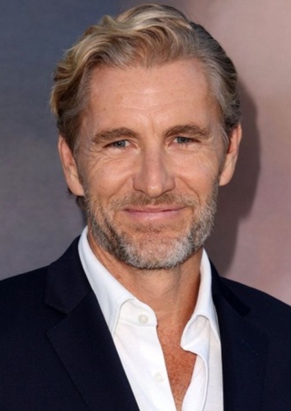 Brett Tucker photo