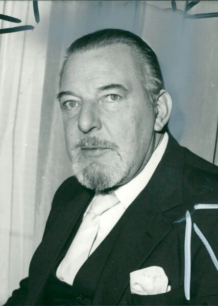 Brewster Mason