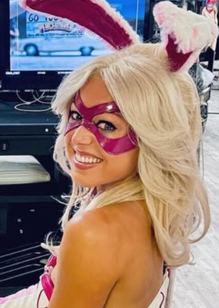 Brey Noelle