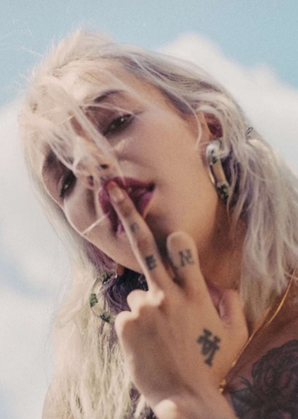 Bria Vinaite photo