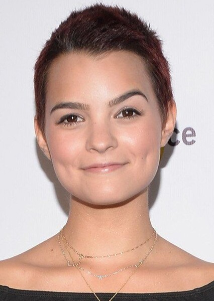 Brianna Hildebrand photo