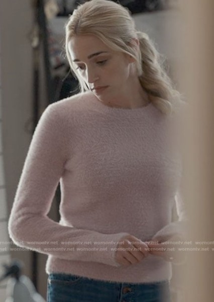 Brianne Howey photo