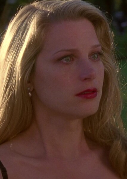 Bridget Fonda photo