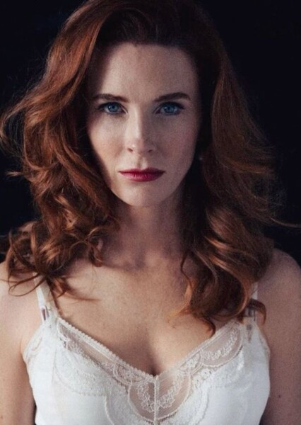 Bridget Regan photo